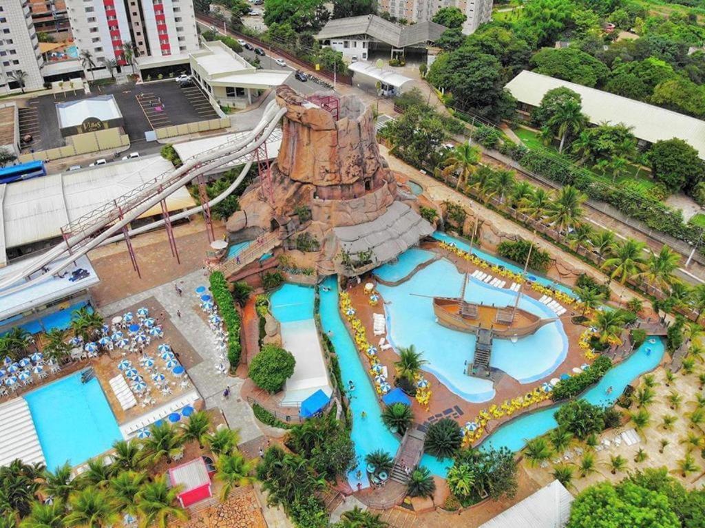 Spazzio Andrian & Silva - Inclusos Ingressos Do Parque Caldas Novas Extérieur photo